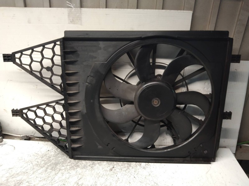 Recambio de electroventilador para volkswagen polo (6r1) advance referencia OEM IAM 6R0121207A  