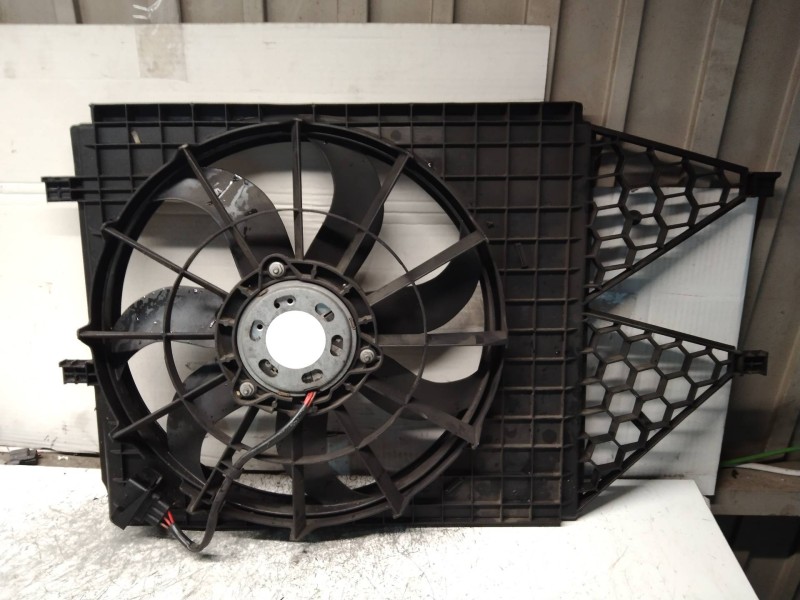 Recambio de electroventilador para volkswagen polo (6r1) advance referencia OEM IAM 6R0121207A  