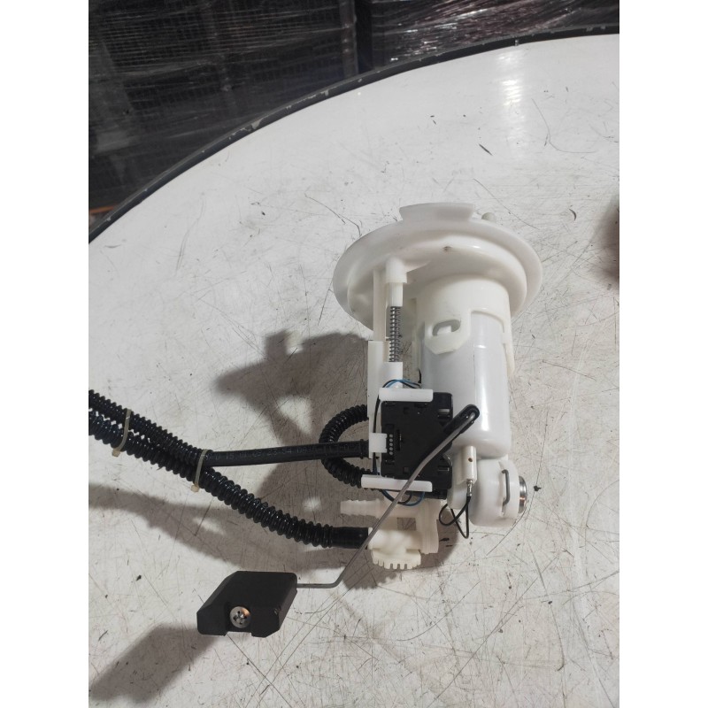 Recambio de bomba combustible para mercedes clase c (w204) berlina c 180 kompressor blueefficiency (204.044) referencia OEM IAM 