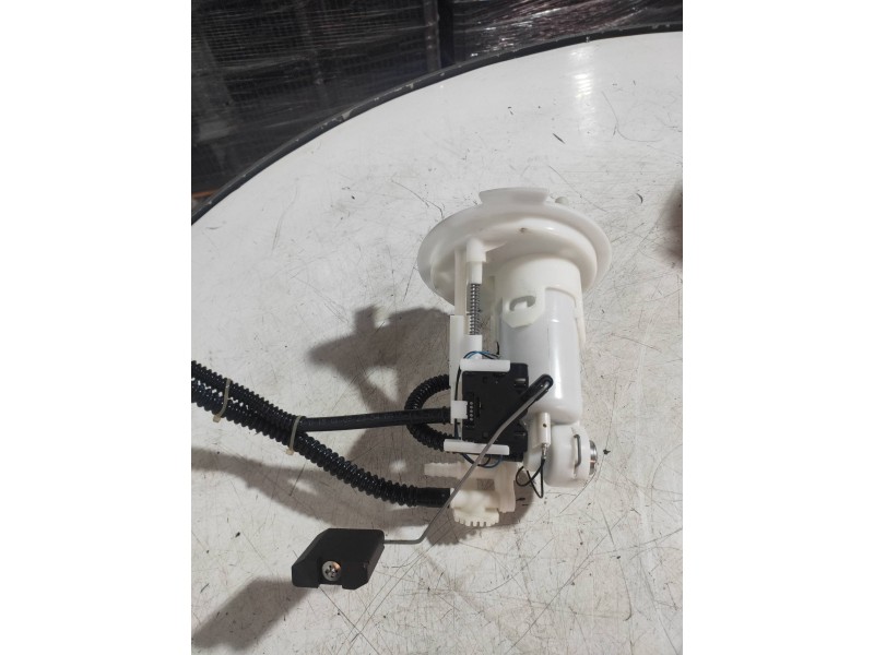 Recambio de bomba combustible para mercedes clase c (w204) berlina c 180 kompressor blueefficiency (204.044) referencia OEM IAM 