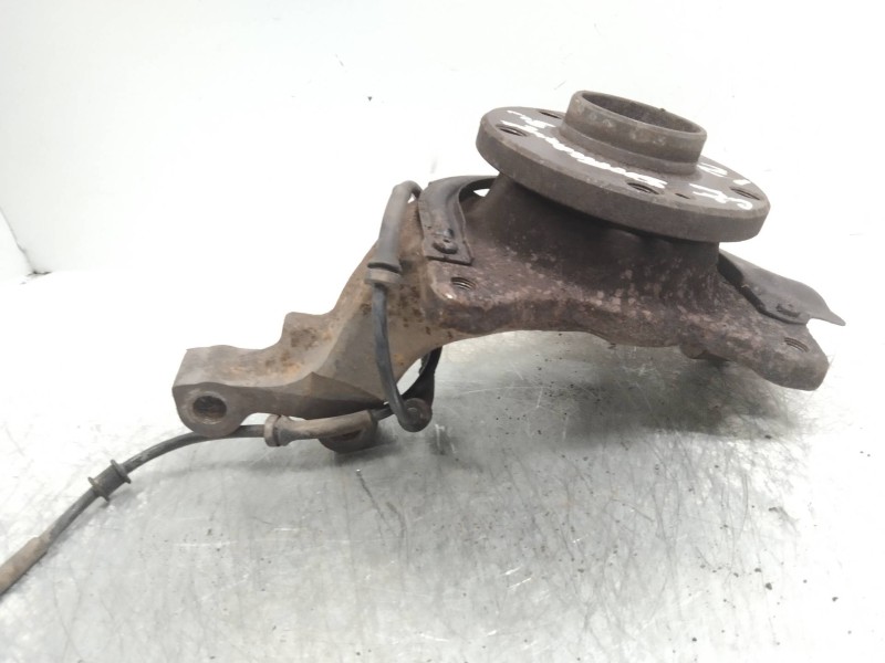 Recambio de mangueta delantera izquierda para renault safrane (b54) 3.0 v6 referencia OEM IAM   