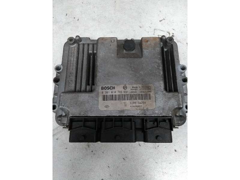 Recambio de centralita motor uce para renault megane ii berlina 5p 1.9 dci diesel referencia OEM IAM 0281010769 8200184294 82002
