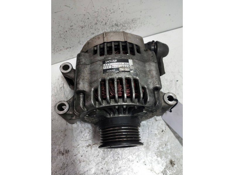 Recambio de alternador para jaguar s-type 3.0 v6 executive referencia OEM IAM XR8310300BC DENSO 30 I V6