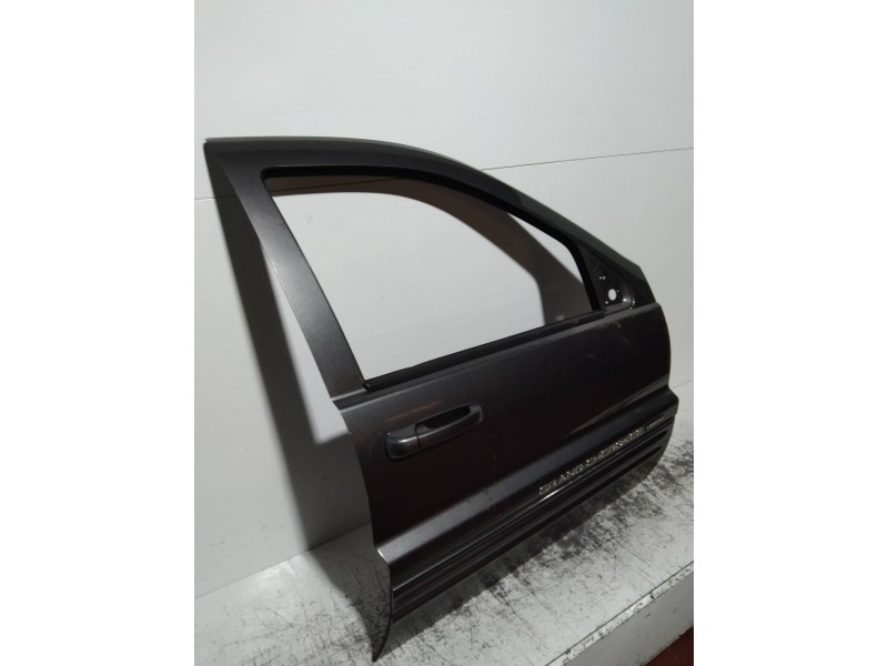 Recambio de puerta delantera derecha para jeep gr.cherokee (wj/wg) 2.7 crd laredo referencia OEM IAM   5P