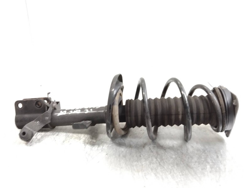 Recambio de amortiguador delantero derecho para renault clio iv 1.5 dci diesel fap referencia OEM IAM   