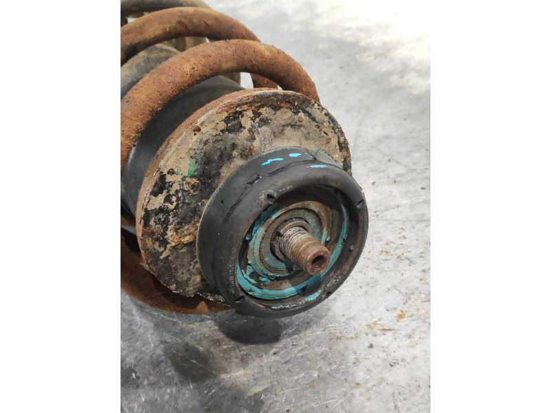 Recambio de amortiguador trasero izquierdo para audi coupe (8b3) 2.0 20v quattro referencia OEM IAM   