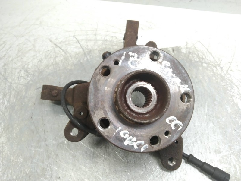 Recambio de mangueta delantera izquierda para renault scenic rx4 (ja0) 1.9 dci referencia OEM IAM   