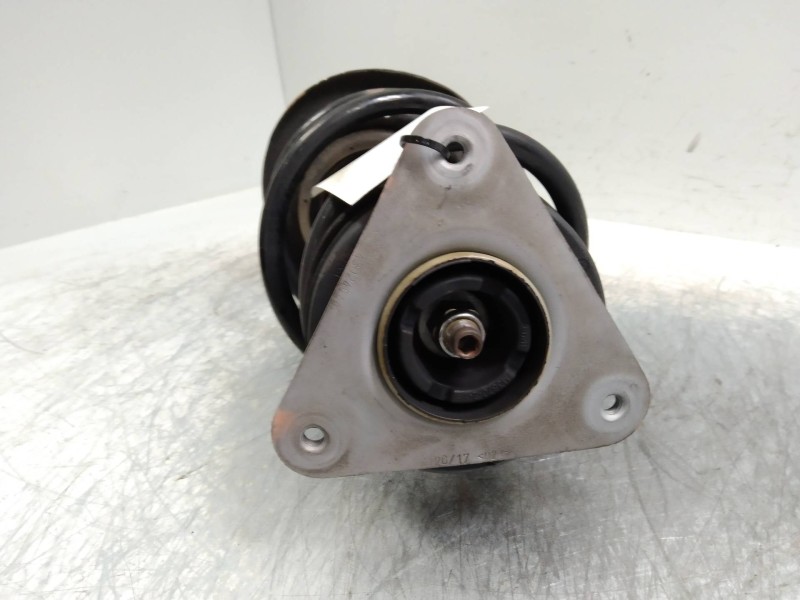 Recambio de amortiguador delantero derecho para renault clio iv 1.5 dci diesel fap referencia OEM IAM   