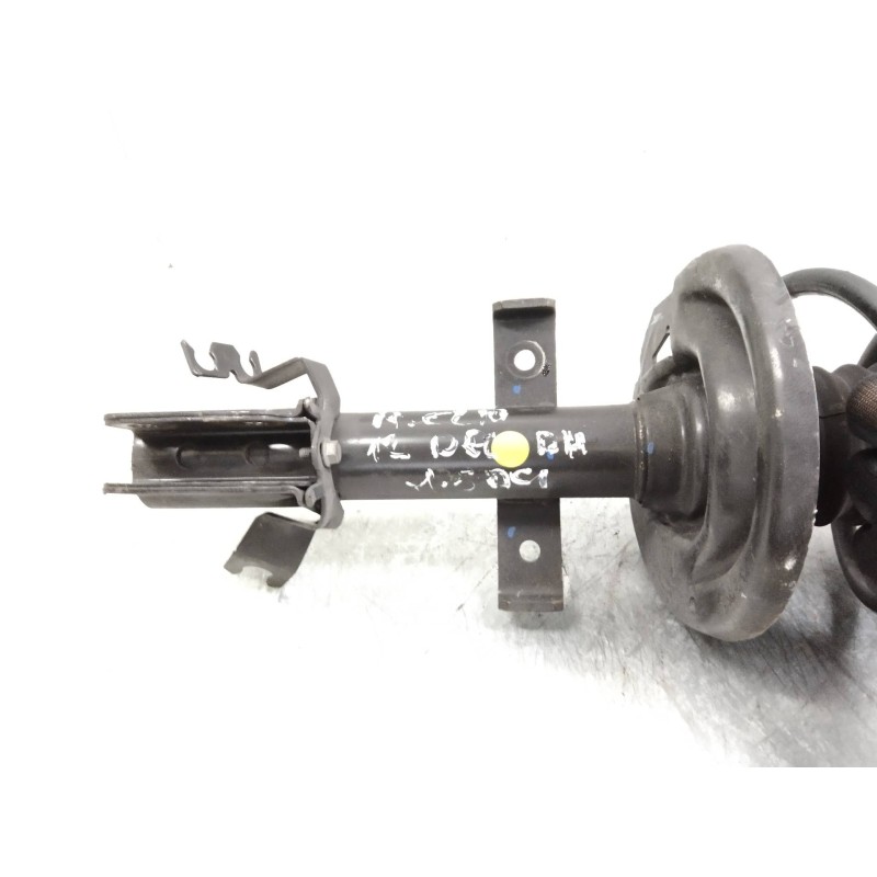 Recambio de amortiguador delantero derecho para renault clio iv 1.5 dci diesel fap referencia OEM IAM   