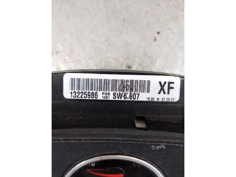 Recambio de cuadro instrumentos para opel zafira b 1.8 16v referencia OEM IAM 13225986 XF 