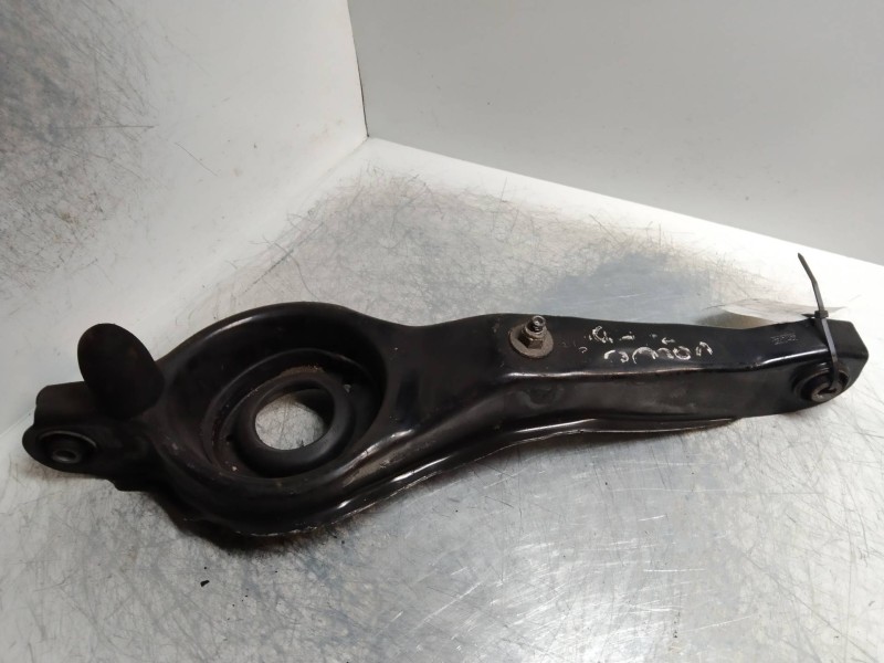 Recambio de brazo suspension inferior trasero izquierdo para volvo s40 berlina referencia OEM IAM   