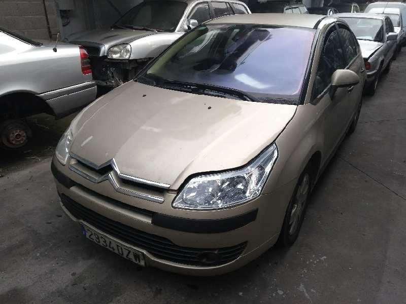 citroen c4 berlina del año 2006