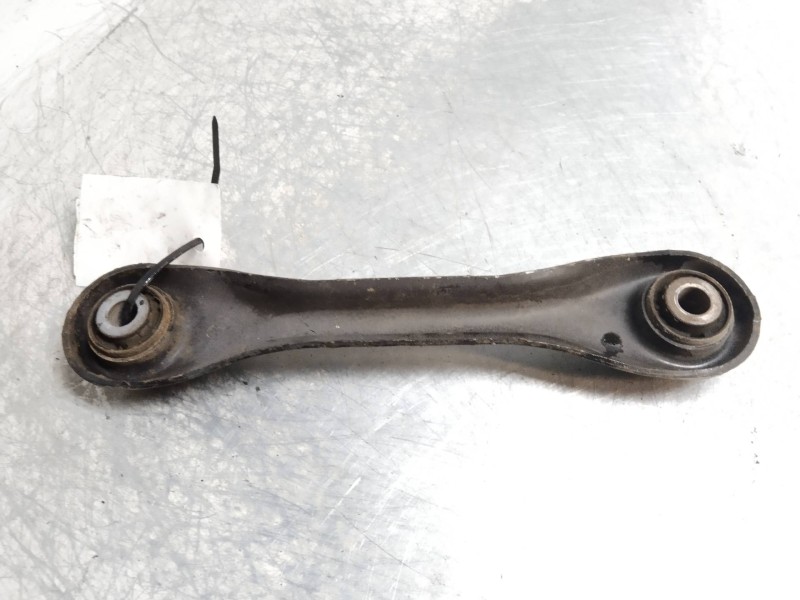 Recambio de brazo suspension superior trasero derecho para volvo s40 berlina 1.6 diesel cat referencia OEM IAM   