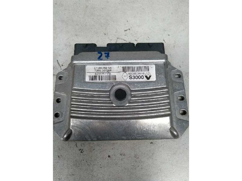 Recambio de centralita motor uce para renault megane ii berlina 5p 1.6 16v referencia OEM IAM 215860596A 8200509516 S3000 820075