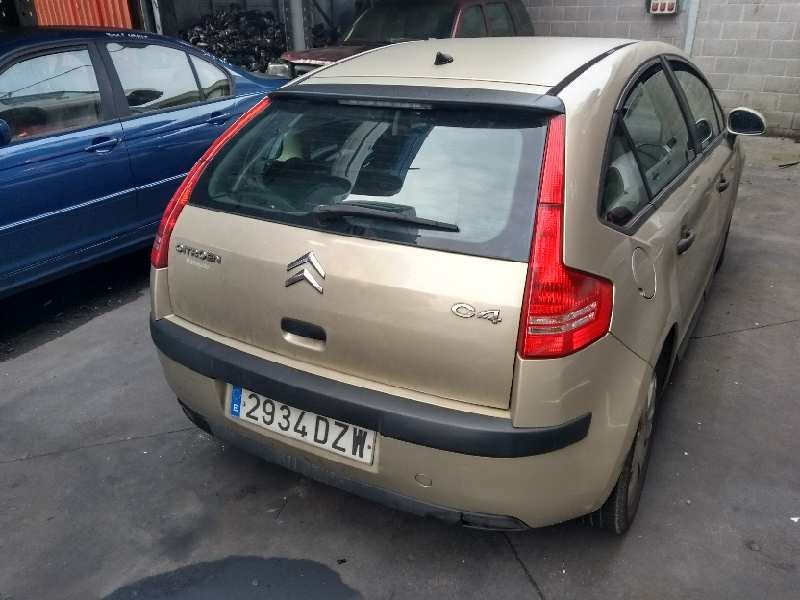 citroen c4 berlina del año 2006