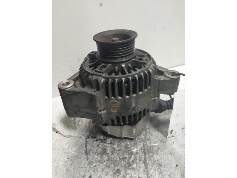 Recambio de alternador para toyota lexus is 300 (jce10) 3.0 premium referencia OEM IAM 1012119410  
