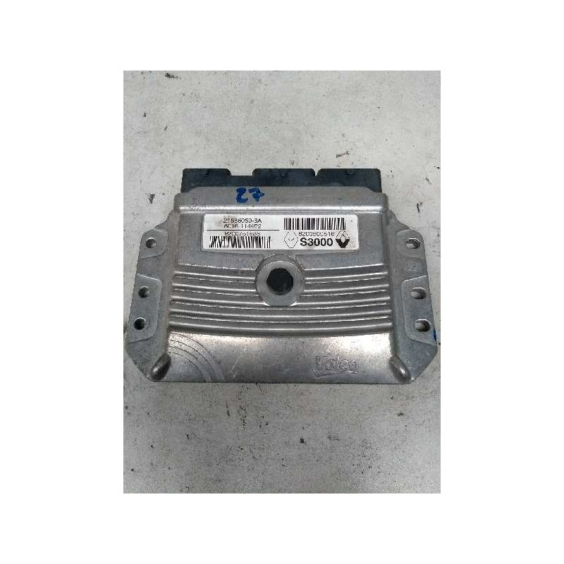 Recambio de centralita motor uce para renault megane ii classic berlina 1.6 16v referencia OEM IAM 215860596A 8200509516 S3000 8