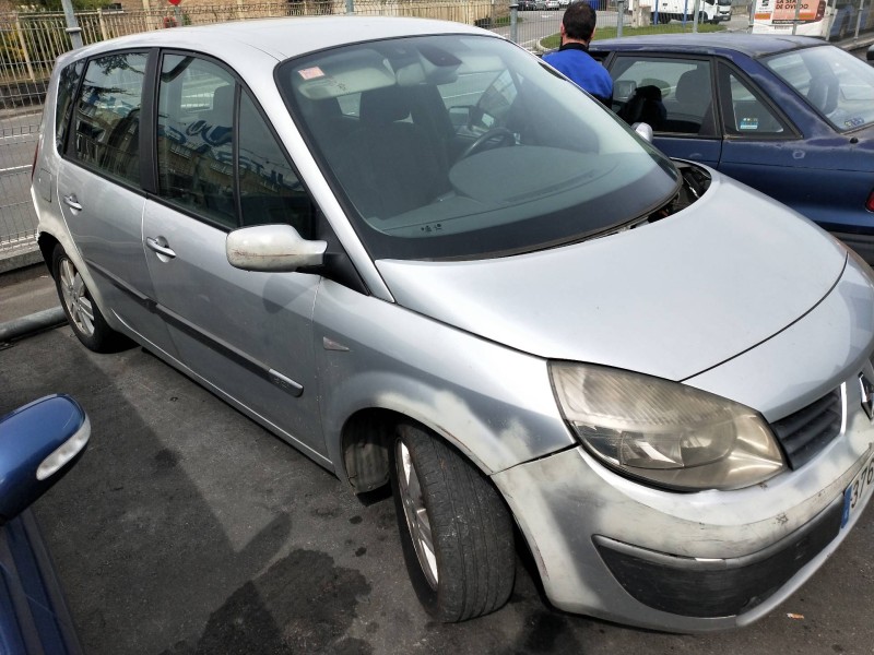 renault scenic ii del año 2005