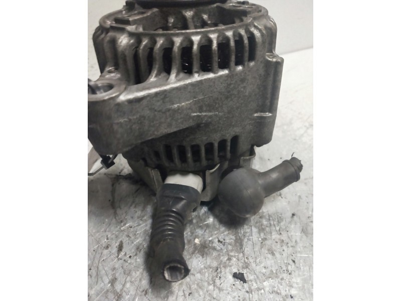 Recambio de alternador para toyota lexus is 300 (jce10) 3.0 premium referencia OEM IAM 1012119410  