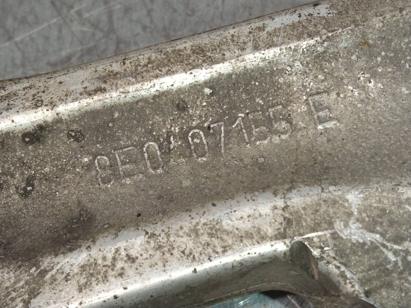 Recambio de brazo suspension inferior delantero izquierdo para audi a4 berlina (8e) 2.0 tdi quattro (dpf) (103kw) referencia OEM