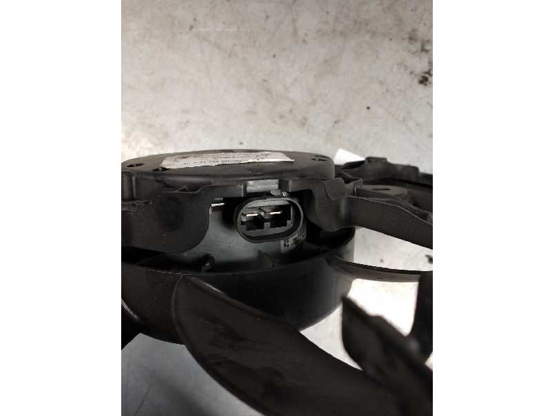 Recambio de electroventilador para renault megane iii sport tourer 1.6 16v e85 (etanol) referencia OEM IAM MM11153 214812415R VA
