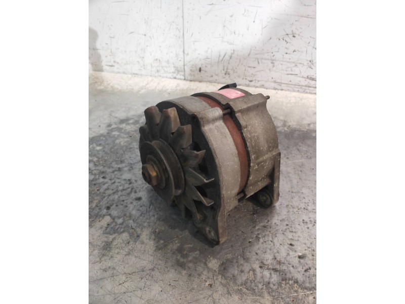 Recambio de alternador para audi coupe (8b3) 2.0 20v quattro referencia OEM IAM 0120469822 034903016D 