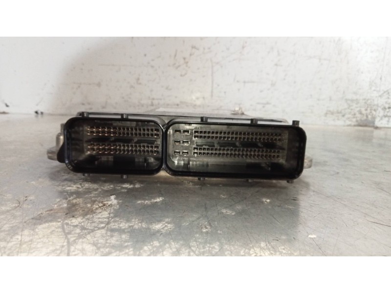 Recambio de centralita motor uce para audi a6 berlina (4f2) 2.0 tdi referencia OEM IAM 0281015015 03L906022FH 