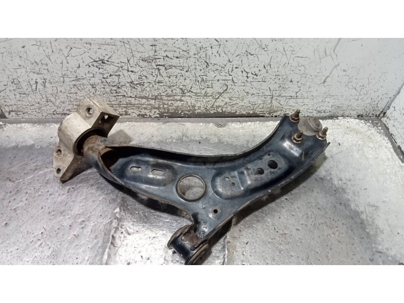 Recambio de brazo suspension inferior delantero derecho para volkswagen golf vi (5k1) advance bluemotion referencia OEM IAM   
