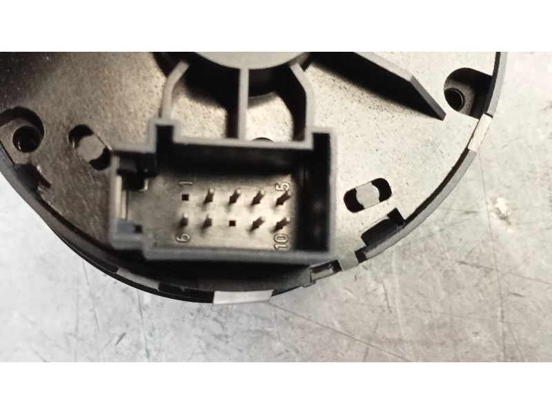 Recambio de mando luces para audi a6 berlina (4f2) 2.0 tdi referencia OEM IAM   
