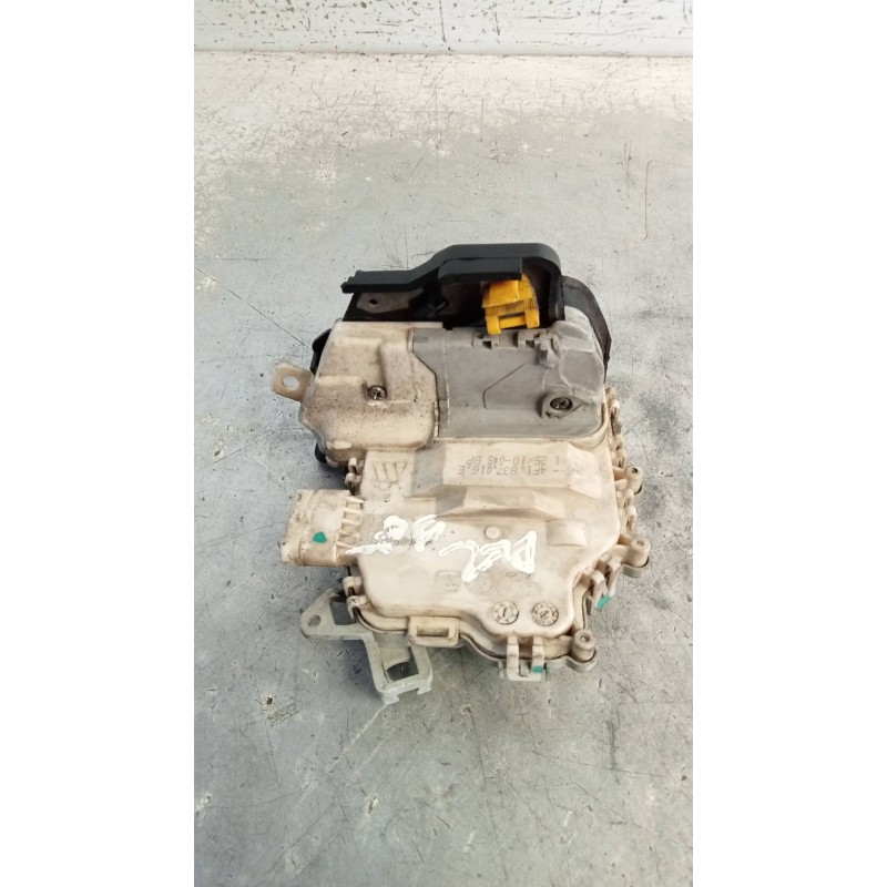 Recambio de motor cierre centralizado delantero derecho para audi a6 berlina (4f2) 2.0 tdi referencia OEM IAM 4F1837016E  