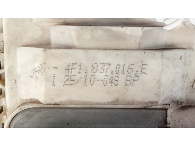 Recambio de motor cierre centralizado delantero derecho para audi a6 berlina (4f2) 2.0 tdi referencia OEM IAM 4F1837016E  