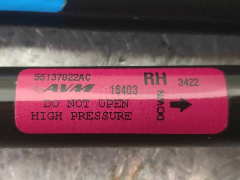 Recambio de amortiguadores maletero / porton para jeep gr.cherokee (wj/wg) 2.7 crd laredo referencia OEM IAM 55137022AC 55137023