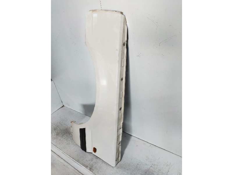 Recambio de aleta delantera izquierda para land rover range rover (lp) 2.5 turbodiesel referencia OEM IAM   