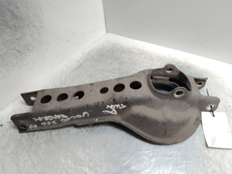 Recambio de brazo suspension inferior trasero derecho para volvo s60 berlina referencia OEM IAM   