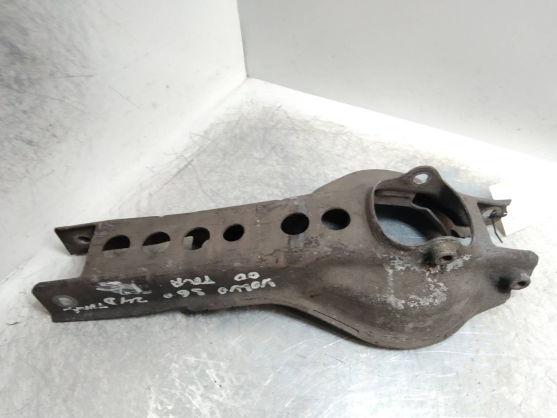 Recambio de brazo suspension inferior trasero izquierdo para volvo s60 berlina 2.4 diesel referencia OEM IAM   