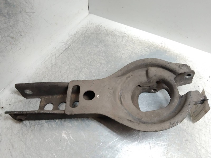 Recambio de brazo suspension inferior trasero izquierdo para volvo s60 berlina 2.4 diesel referencia OEM IAM   