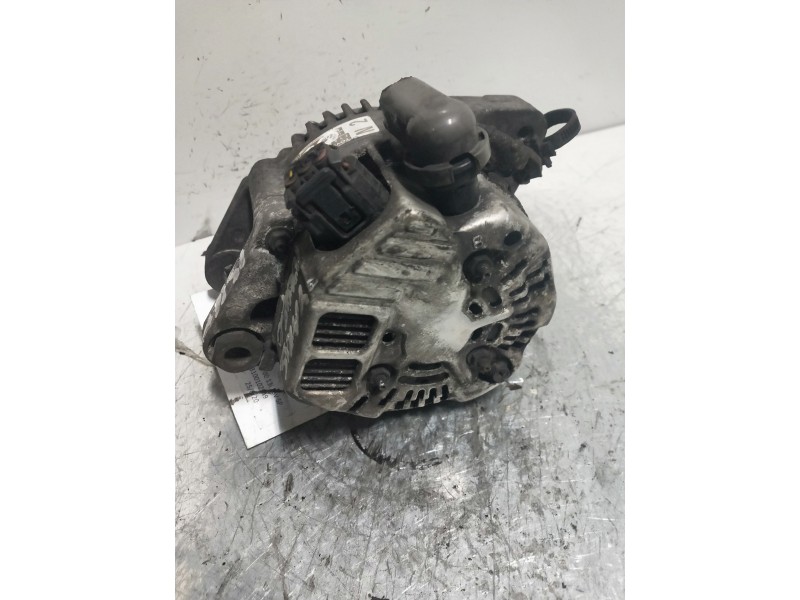 Recambio de alternador para toyota yaris verso (ncp2/nlp2) 1.3 linea sol referencia OEM IAM   