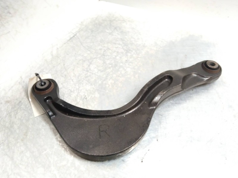 Recambio de brazo suspension superior trasero derecho para volvo s80 berlina 4.4 v8 cat referencia OEM IAM   