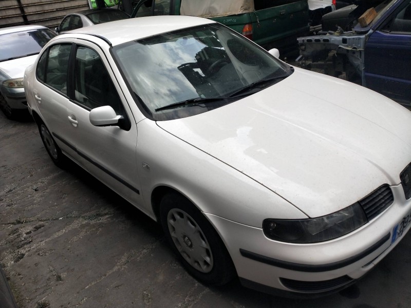 seat toledo (1m2) del año 2001