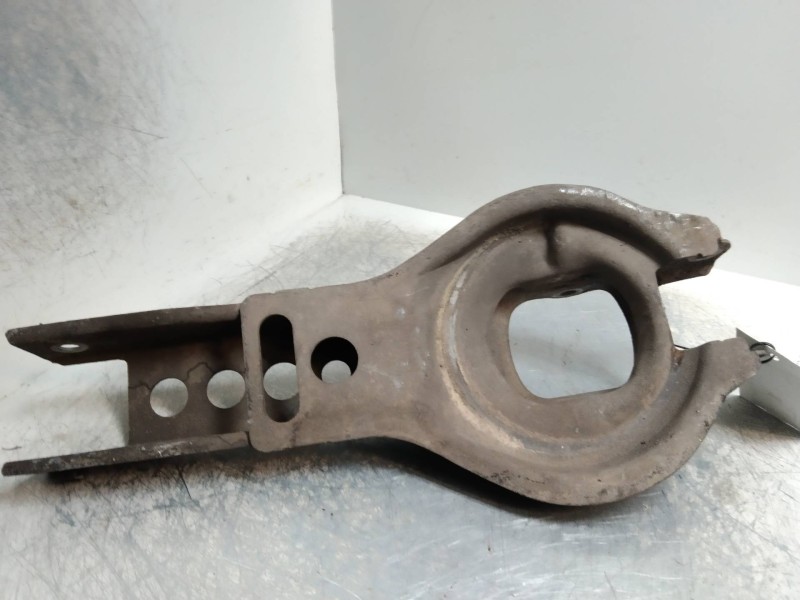 Recambio de brazo suspension inferior trasero izquierdo para volvo s80 berlina 2.5 turbodiesel referencia OEM IAM   