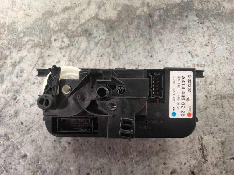 Recambio de mando calefaccion / aire acondicionado para mercedes vaneo (w414) furgoneta compacta cdi (414.700) referencia OEM IA
