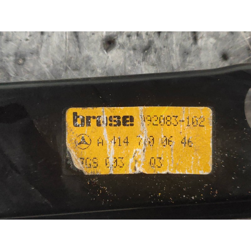 Recambio de elevalunas delantero derecho para mercedes vaneo (w414) furgoneta compacta cdi (414.700) referencia OEM IAM A4147200