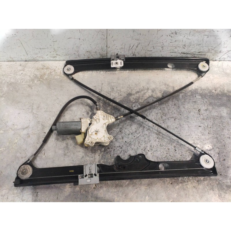 Recambio de elevalunas delantero derecho para mercedes vaneo (w414) furgoneta compacta cdi (414.700) referencia OEM IAM A4147200