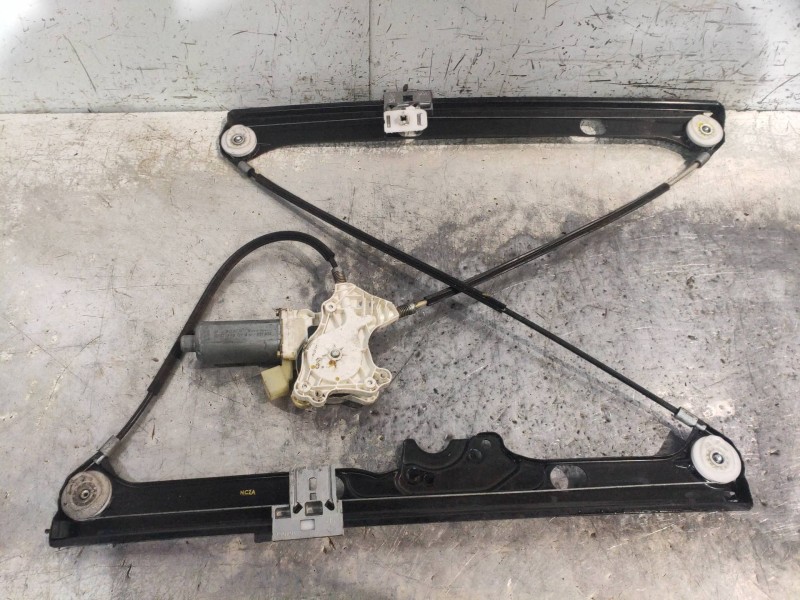 Recambio de elevalunas delantero derecho para mercedes vaneo (w414) furgoneta compacta cdi (414.700) referencia OEM IAM A4147200