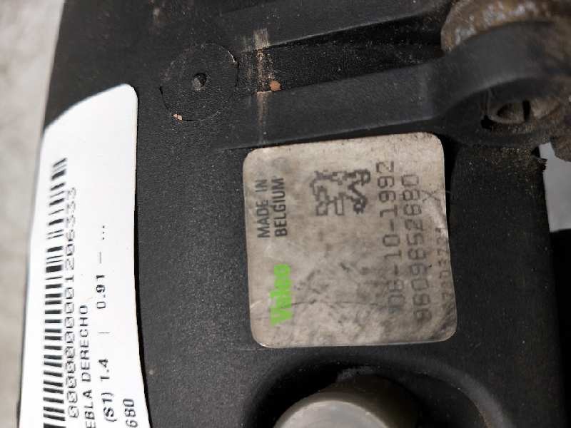 Recambio de faro antiniebla derecho para peugeot 106 (s1) 1.4 referencia OEM IAM 9609652680  