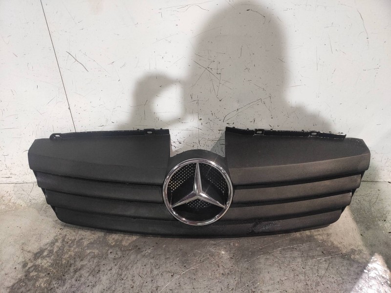 Recambio de rejilla delantera para mercedes vaneo (w414) furgoneta compacta cdi (414.700) referencia OEM IAM A4148880060  