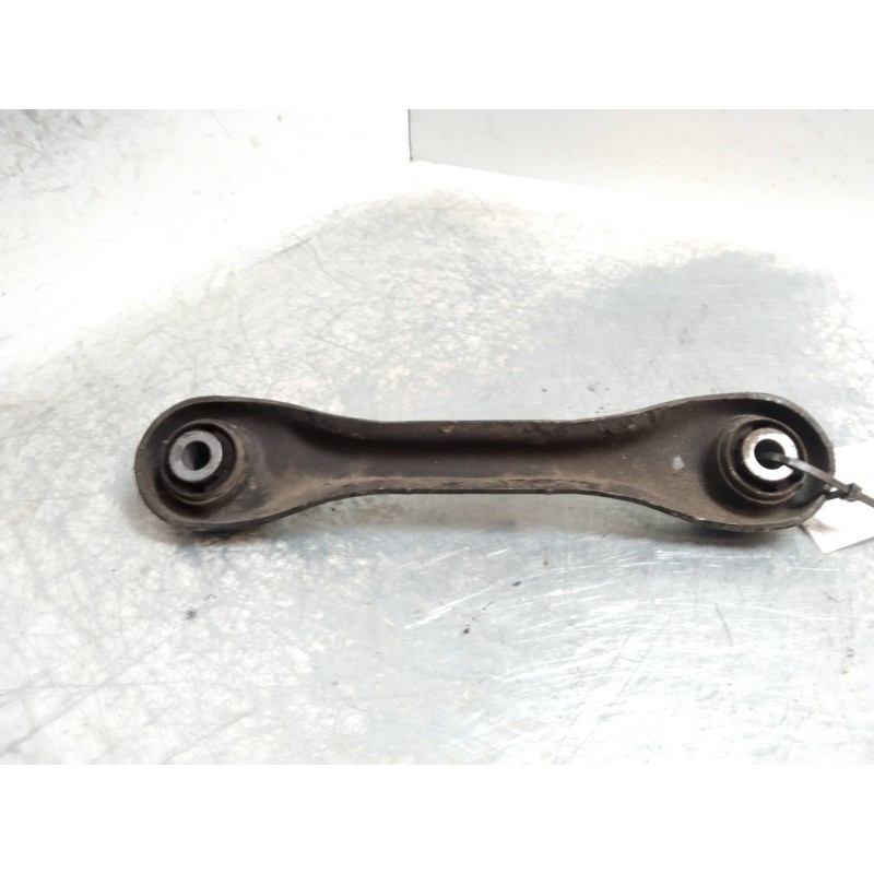Recambio de brazo suspension superior trasero derecho para volvo v50 familiar 2.0 d kinetic referencia OEM IAM   