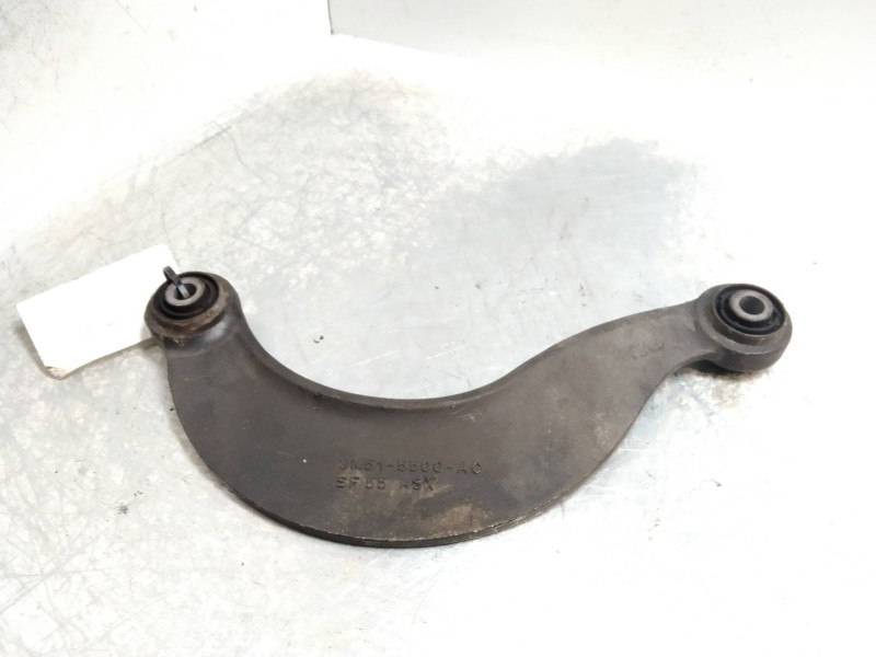 Recambio de brazo suspension superior trasero derecho para volvo v50 familiar 2.0 d kinetic referencia OEM IAM    Recambio de brazo suspension superior trasero derecho para volvo v50 familiar 2.0 d kinetic referencia OEM IAM