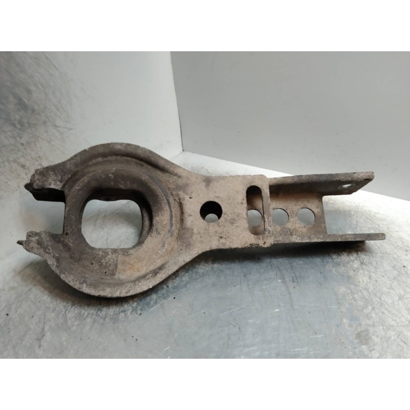 Recambio de brazo suspension inferior trasero derecho para volvo v70 familiar 2.5 t awd / awd referencia OEM IAM   