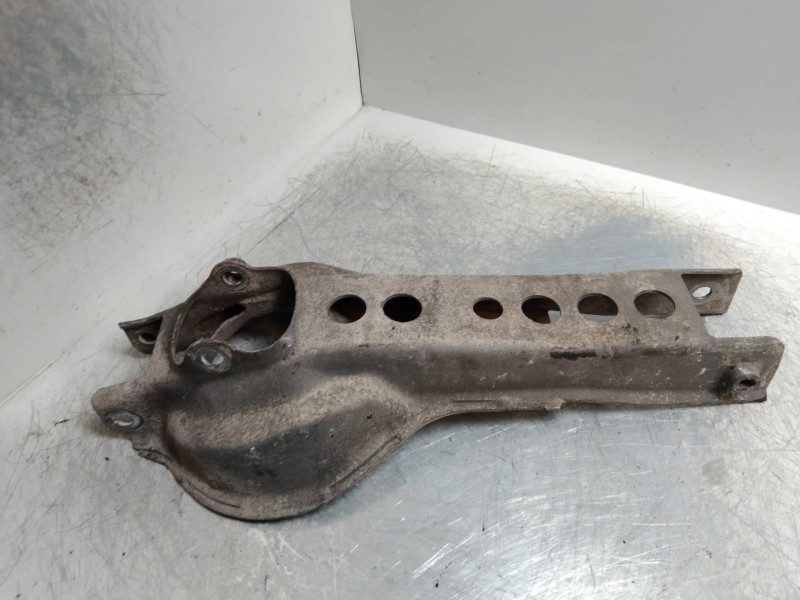 Recambio de brazo suspension inferior trasero izquierdo para volvo v70 familiar t5 referencia OEM IAM   